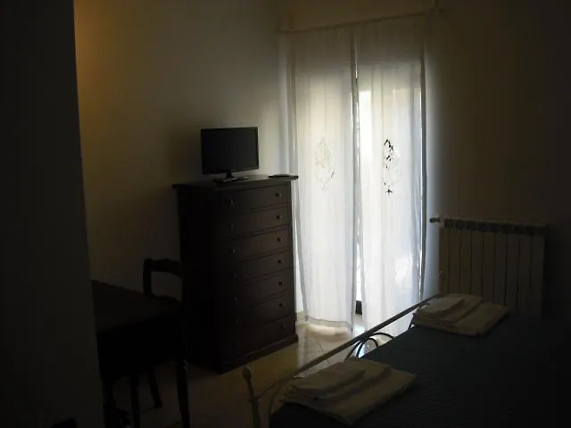 Residenza Sulla Roccia בית הארחה Bovino